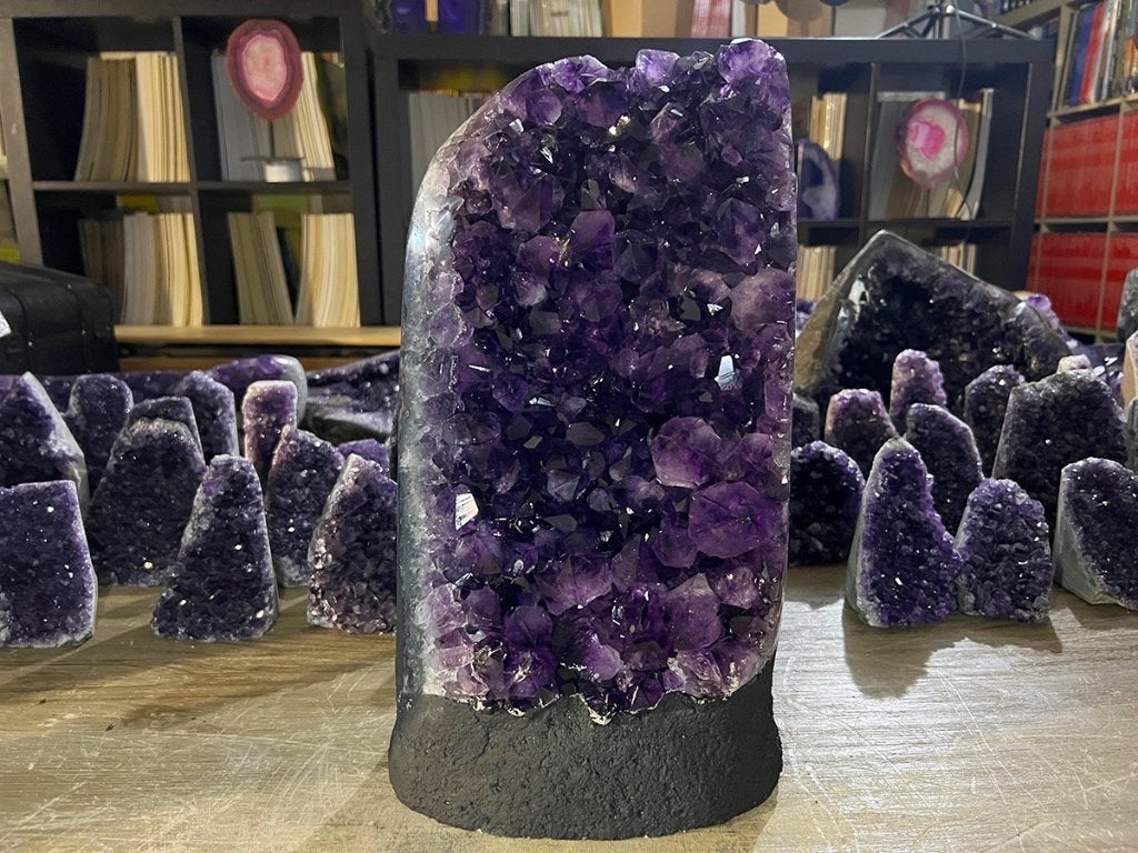 Amethist Cluster (101) diep paars van kleur, top stuk, Ophalen of Verzenden, Mineraal