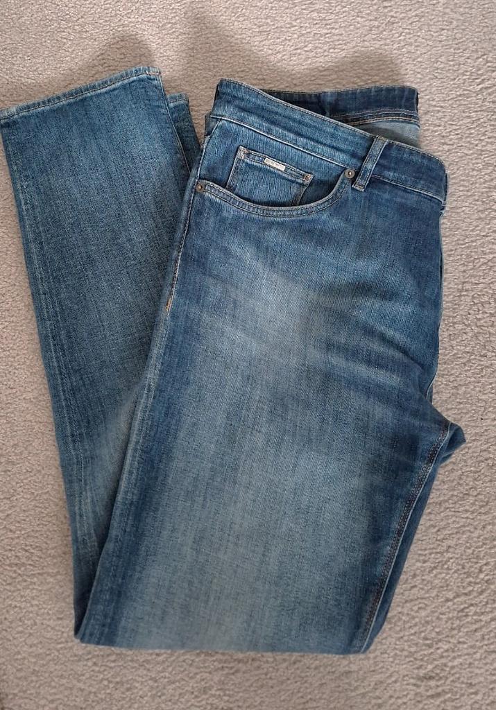 Boss zomer jeans maat 38/32  stretch, Kleding | Heren, Spijkerbroeken en Jeans, W36 - W38 (confectie 52/54), BOSS, Zo goed als nieuw