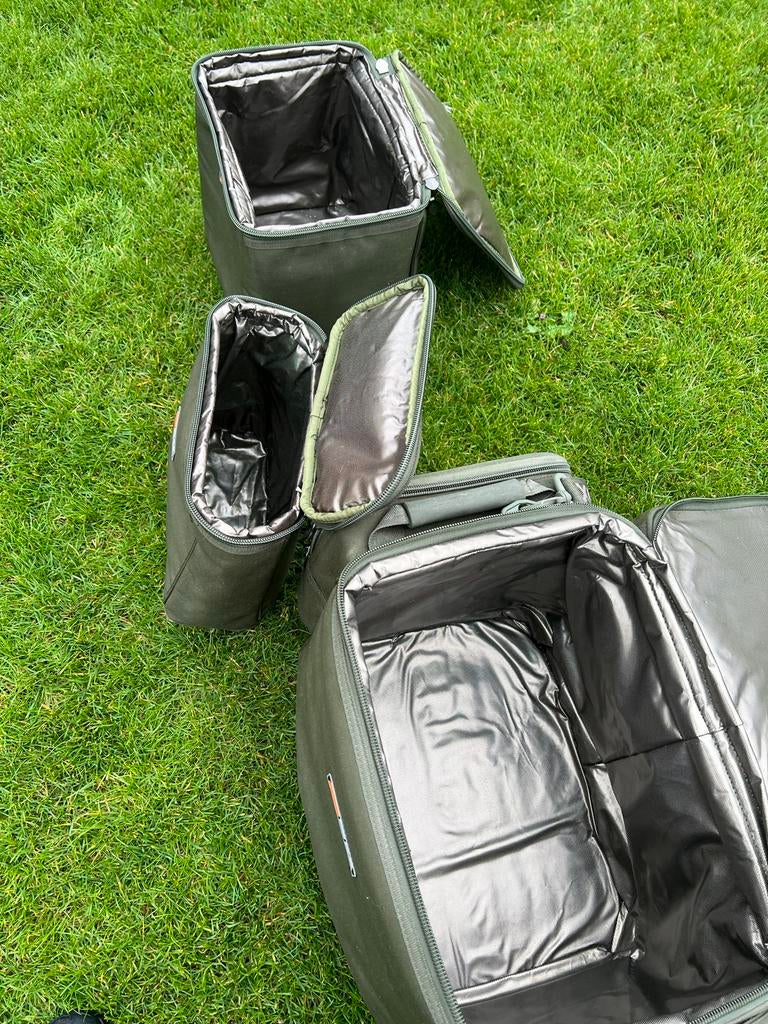 Set van 3 Fox FX Koeltassen voor Vissers, Watersport en Boten, Ophalen of Verzenden, Gebruikt, Koffer of Tas