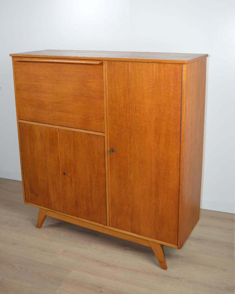 Mooie vintage kast - dressoir / highboard midcentury, Huis en Inrichting, Kasten | Wandmeubels, Ophalen, 100 tot 150 cm, Eikenhout