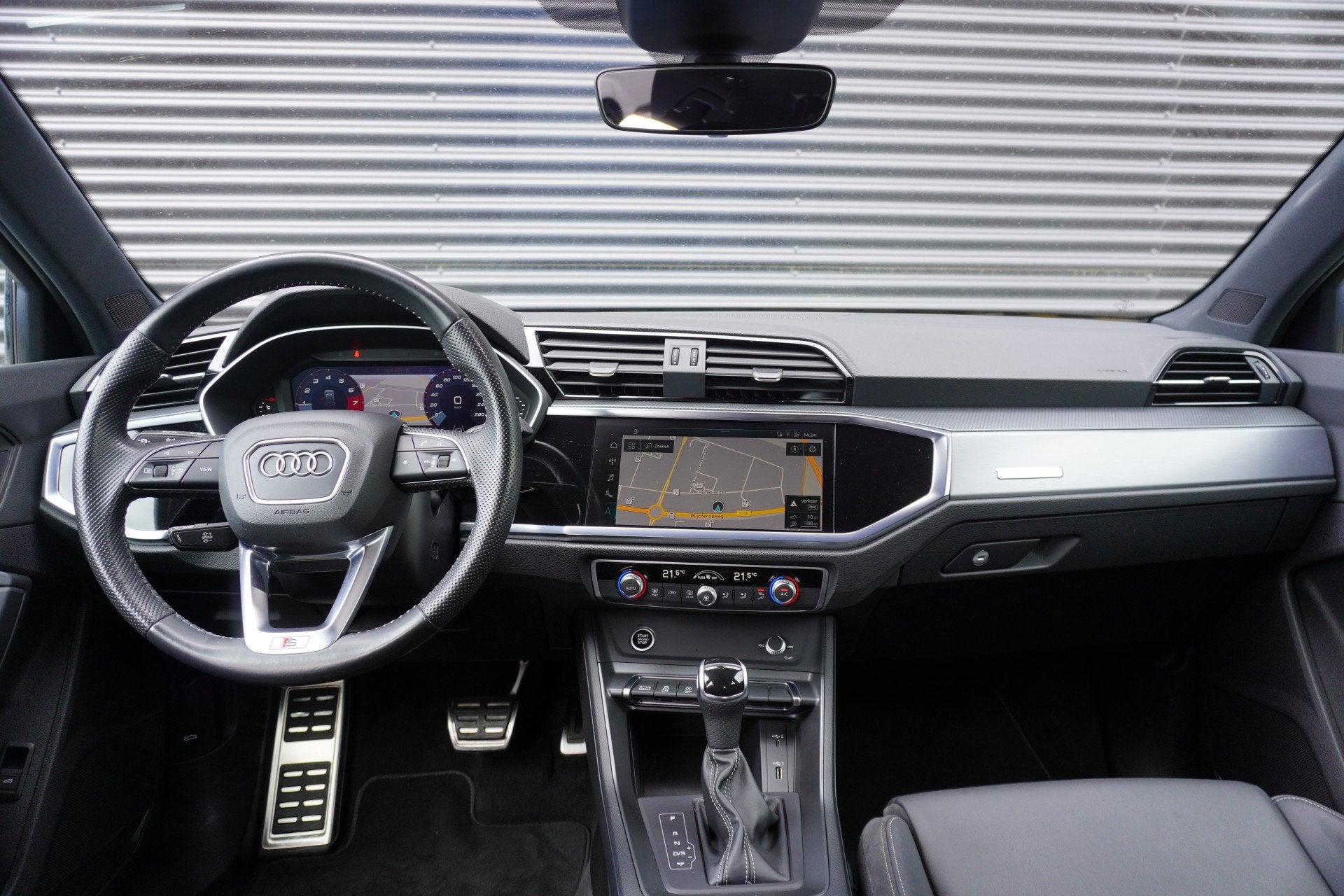 Audi Q3 Sportback 35 TFSI 150pk Automaat S Edition Digitaal, Auto's, Parkeersensor, Euro 6, 4 cilinders, 150 pk