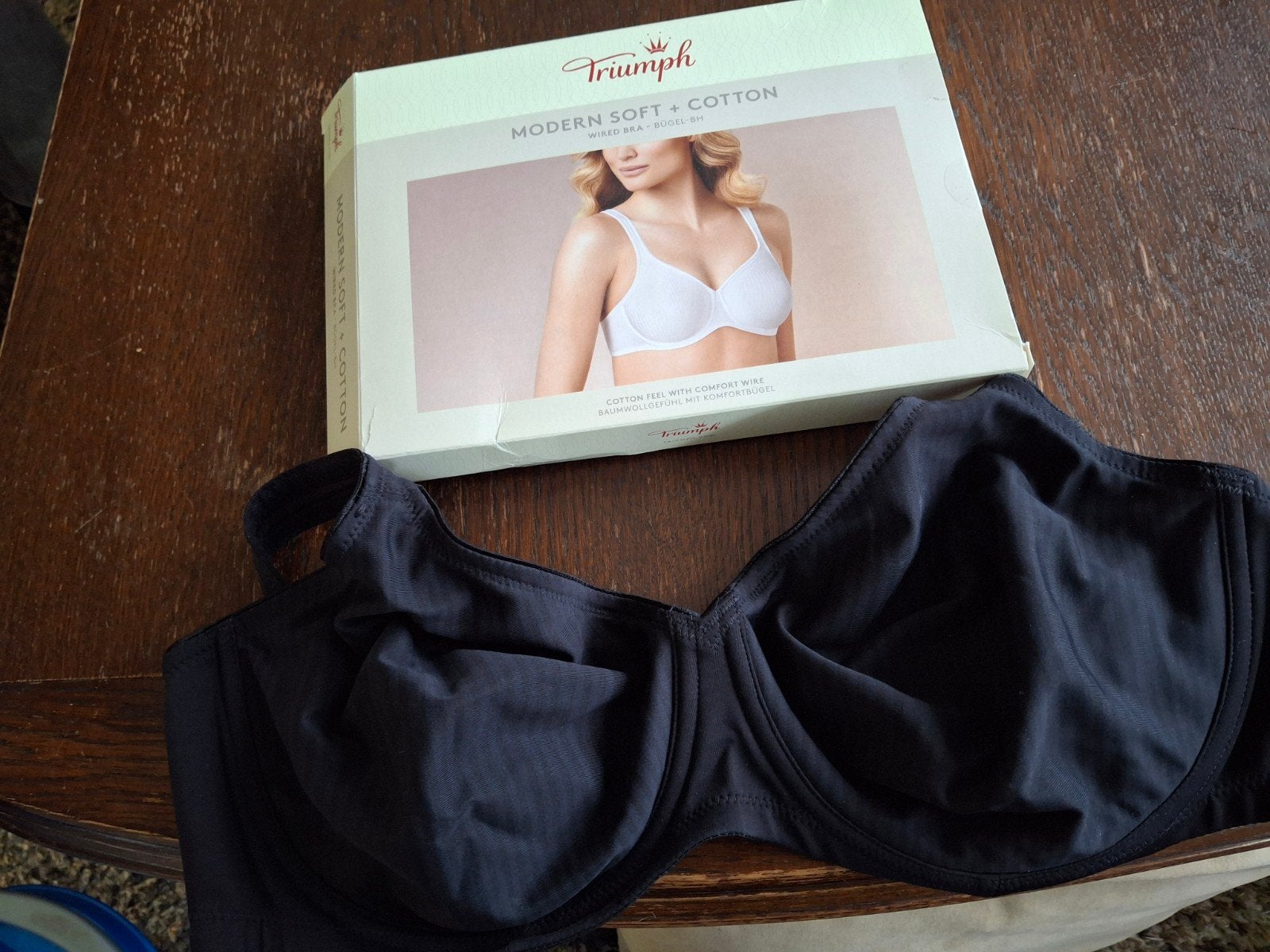 Triumph beugel bh 100b, Zwart, Maat 42/44 (L), Ophalen of Verzenden, Lingerie of Zwemkleding