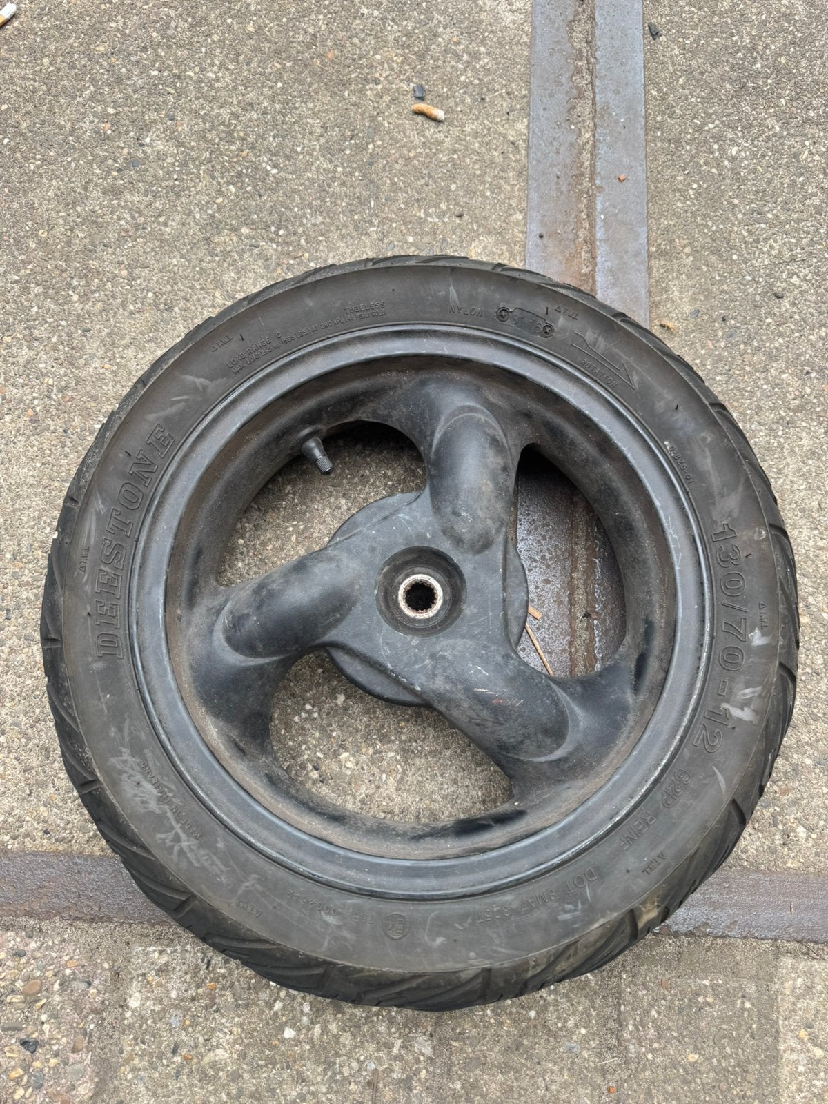Kymco agility achterwiel te gebruiken voor de velg, Ophalen of Verzenden