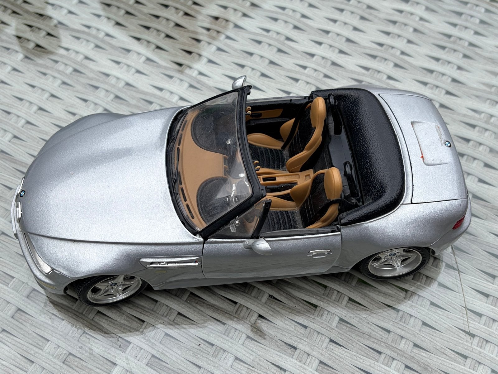 Modelauto BMW M Roadster (1996) 1:18 - Zonder doos, Hobby en Vrije tijd, Modelauto's | 1:18, Ophalen of Verzenden, Gebruikt, Auto