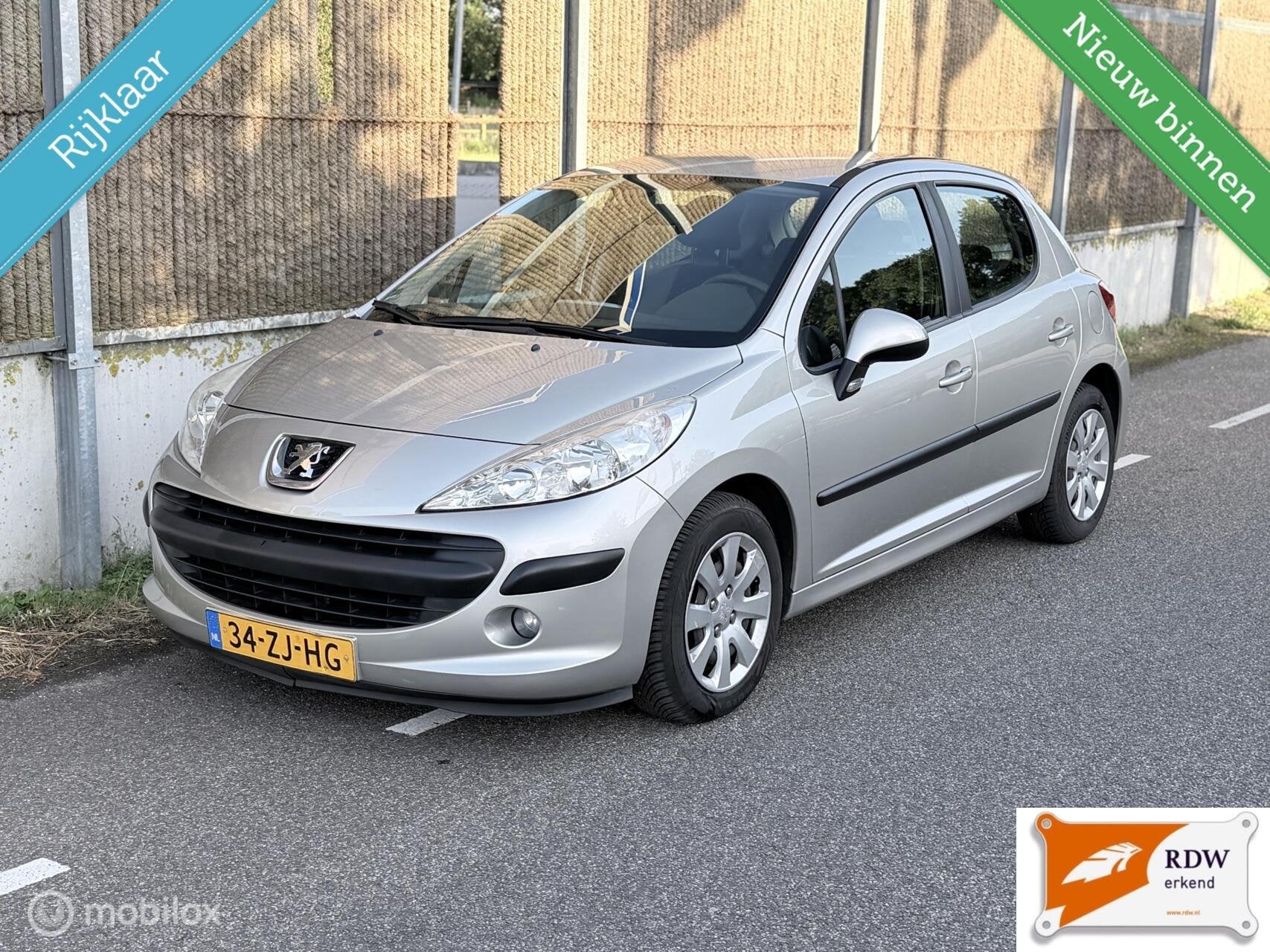 Peugeot 207 1.4 VTi Cool 'n Blue NAP/AIRCO/GOED ONDERHOUDEN/, Voorwielaandrijving, Gebruikt, 1153 kg, Origineel Nederlands