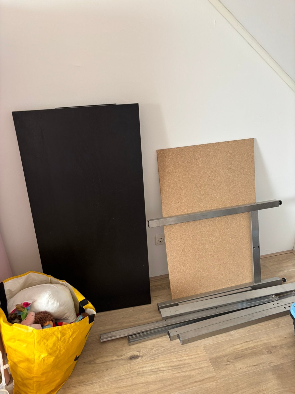 Ikea bartafel Utby, Ophalen, Zo goed als nieuw