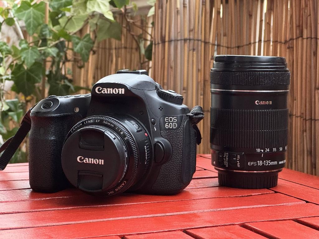 Kamera Canon EOS 60D + 2 lenzen – goede staat, Gebruikt, Spiegelreflex, Canon, Ophalen of Verzenden