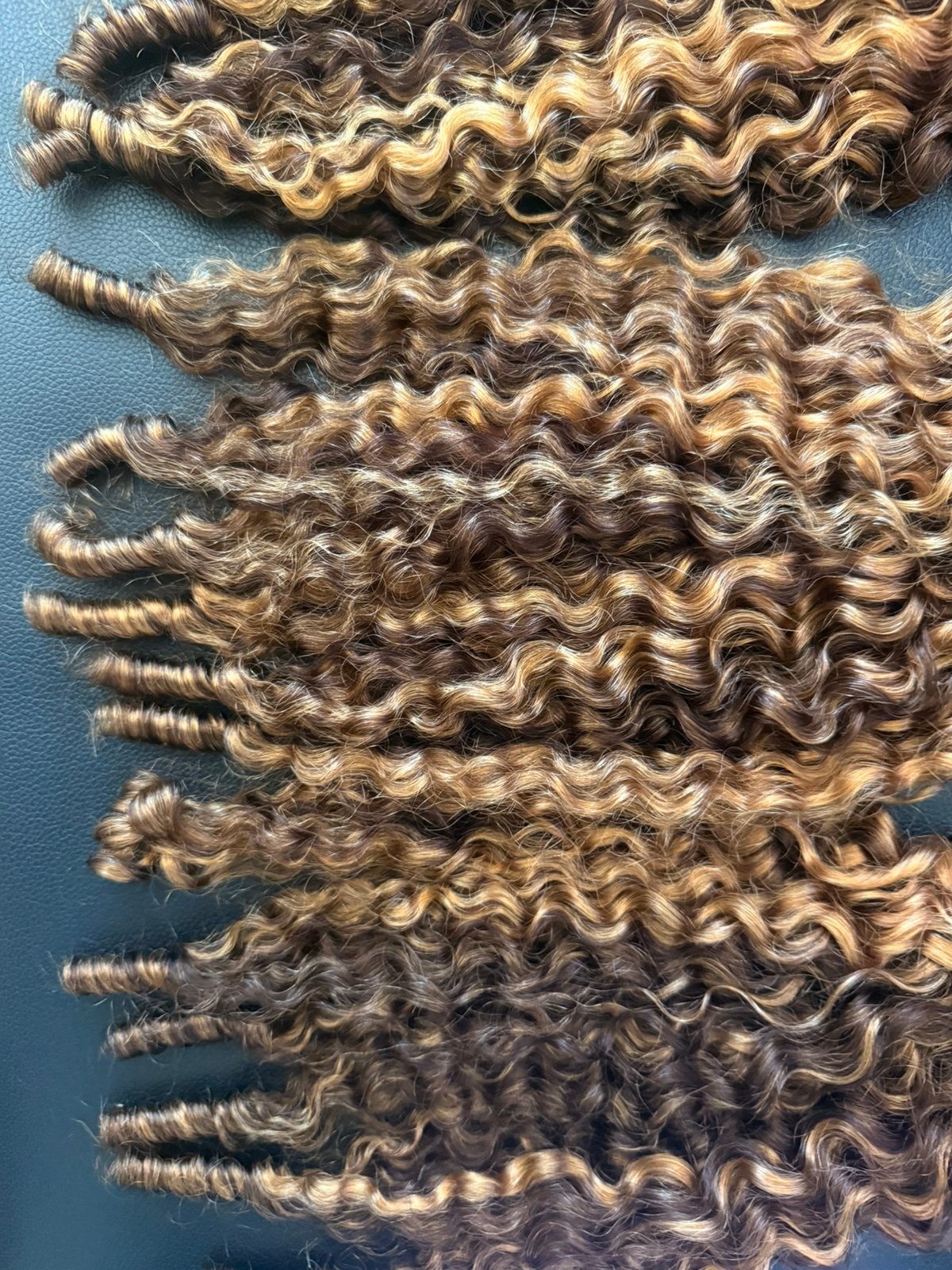 Raw hair - krullen curly  burmese bundel weave extension, Sieraden, Tassen en Uiterlijk, Uiterlijk | Haarverzorging, Ophalen of Verzenden
