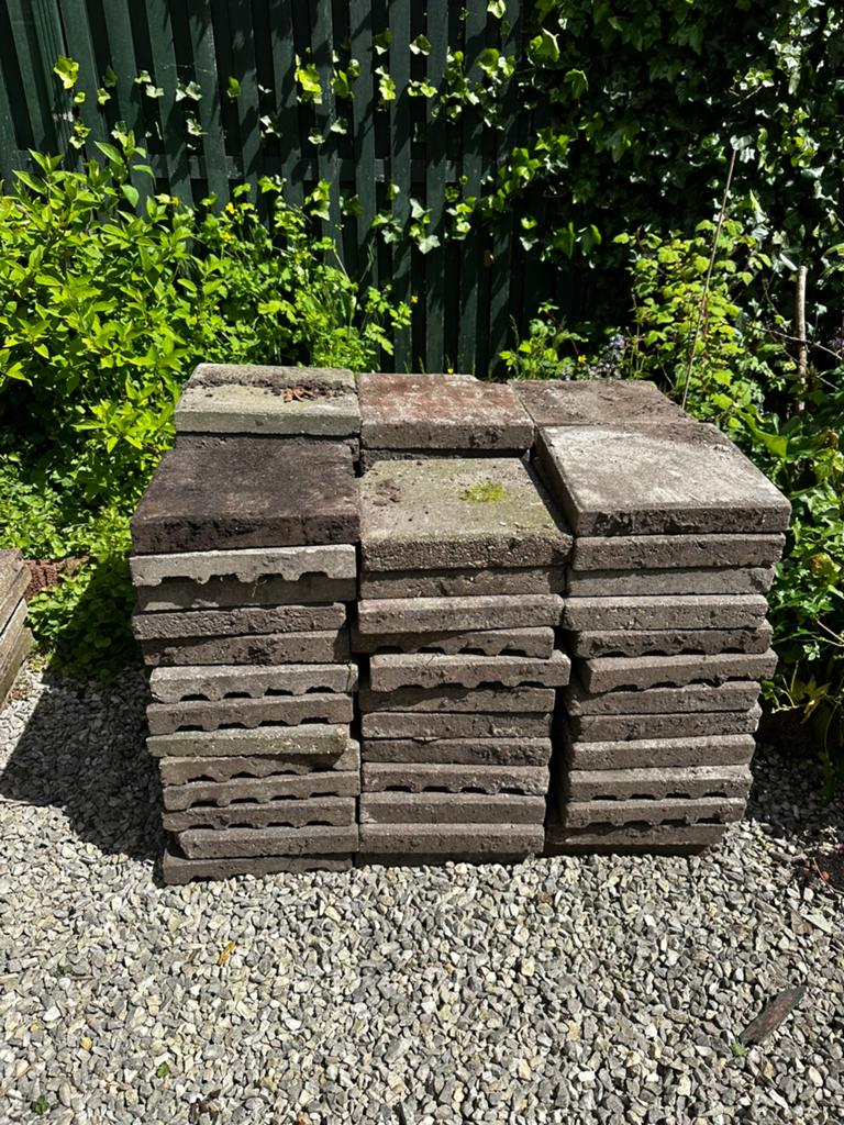 Stoeptegels (30x30 cm)en koppelstones (10x10 cm), Tuin en Terras, Ophalen, Gebruikt, Overige materialen