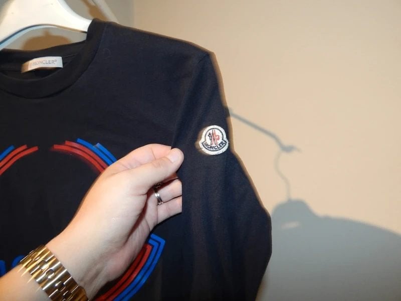 Moncler sweatshirt merk opdruk voorkant embleem mouw12Y, Moncler, Verzenden, Jongen of Meisje, Zo goed als nieuw
