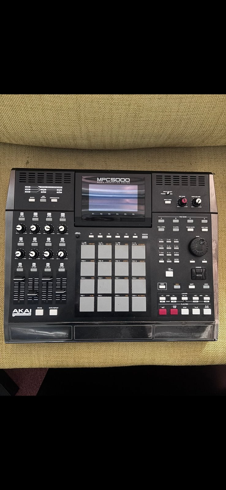 Akai mpc 5000, Ophalen, Zo goed als nieuw
