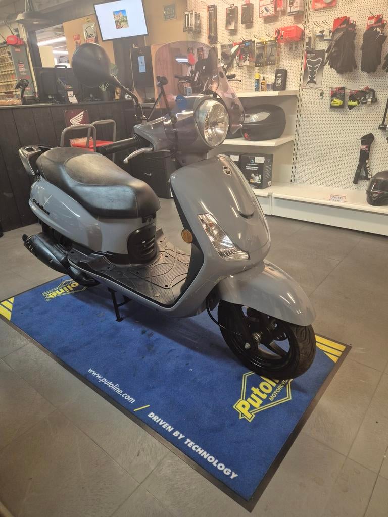 Sym Fiddle 2 euro 5 nardo Grey 45km, Fietsen en Brommers, Ophalen, Maximaal 45 km/u, Sym, Benzine
