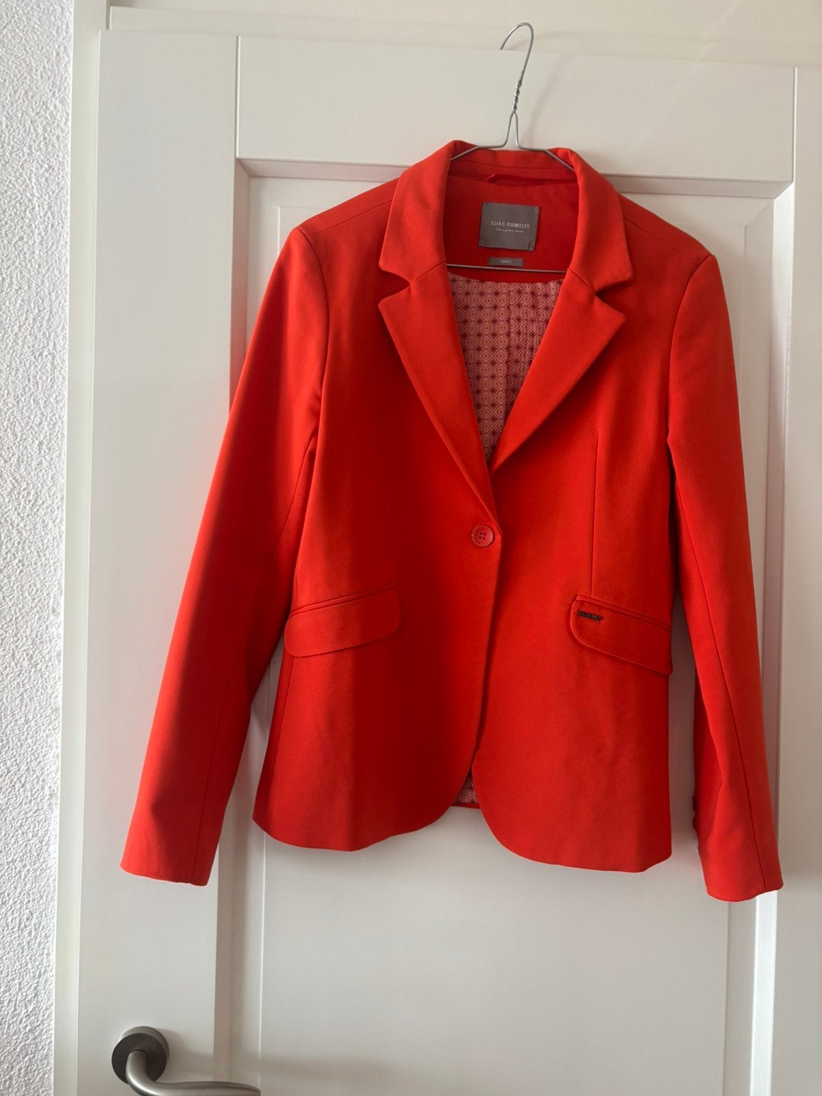 Colbert jasje. Prima staat. oranje/rood. Maat. S, Kleding | Dames, Ophalen, Zo goed als nieuw, Jasje, Maat 36 (S)