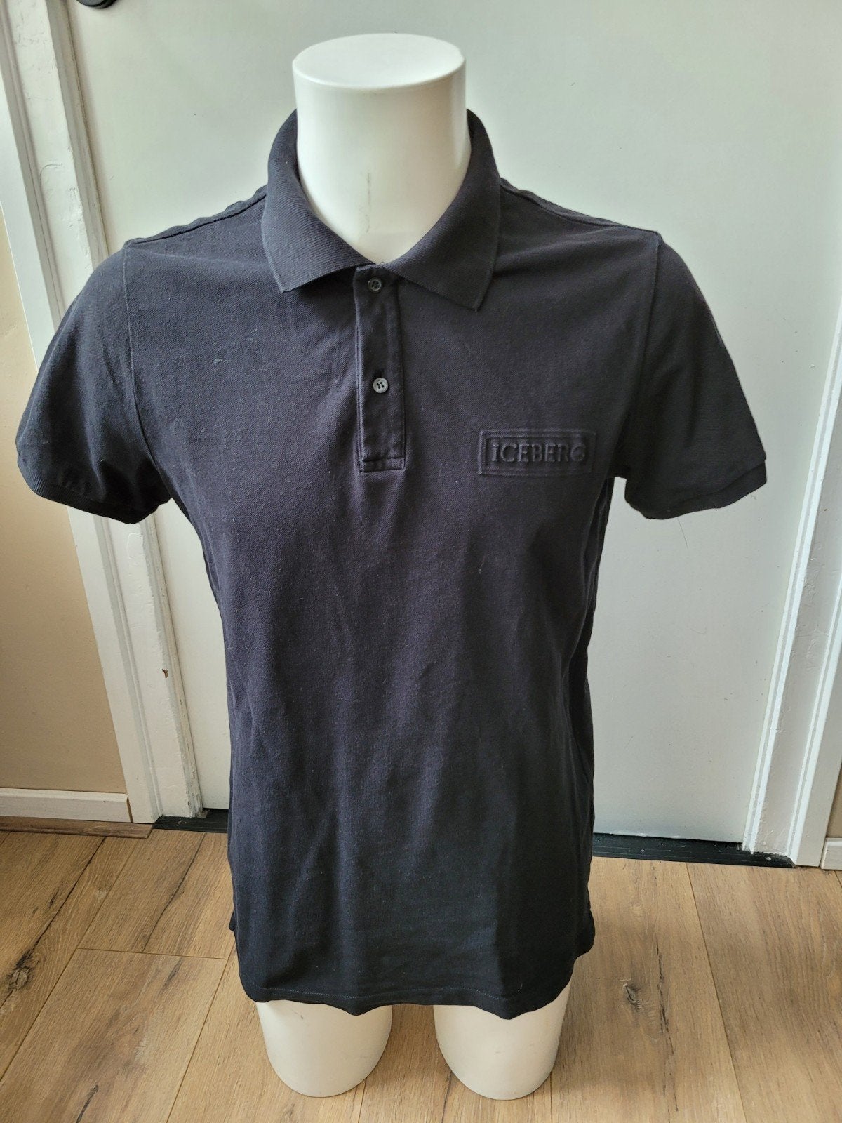 Nette zwarte Iceberg polo maat L, Maat 52/54 (L), Zwart, Ophalen of Verzenden, Zo goed als nieuw