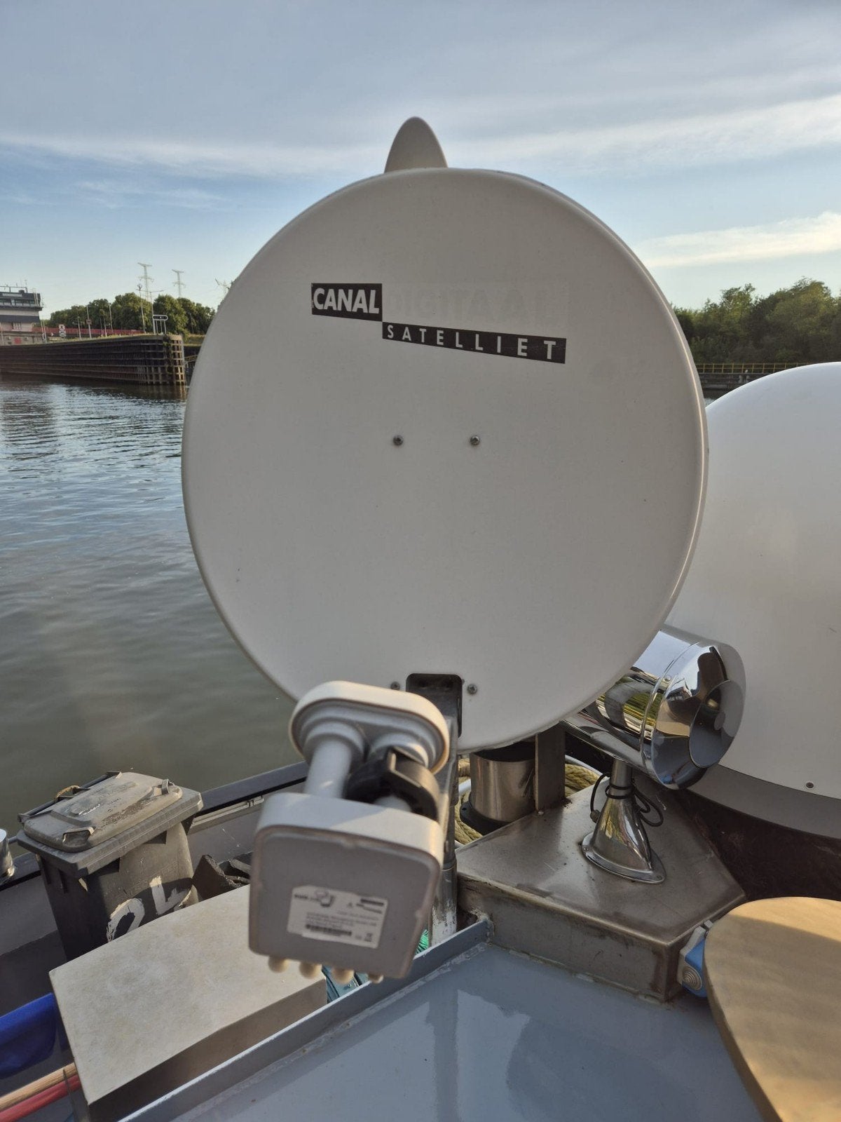 Canal Digitaal Satelliet Duo LNB Schotelantenne, Ophalen, Gebruikt, (Schotel)antenne, Overige merken