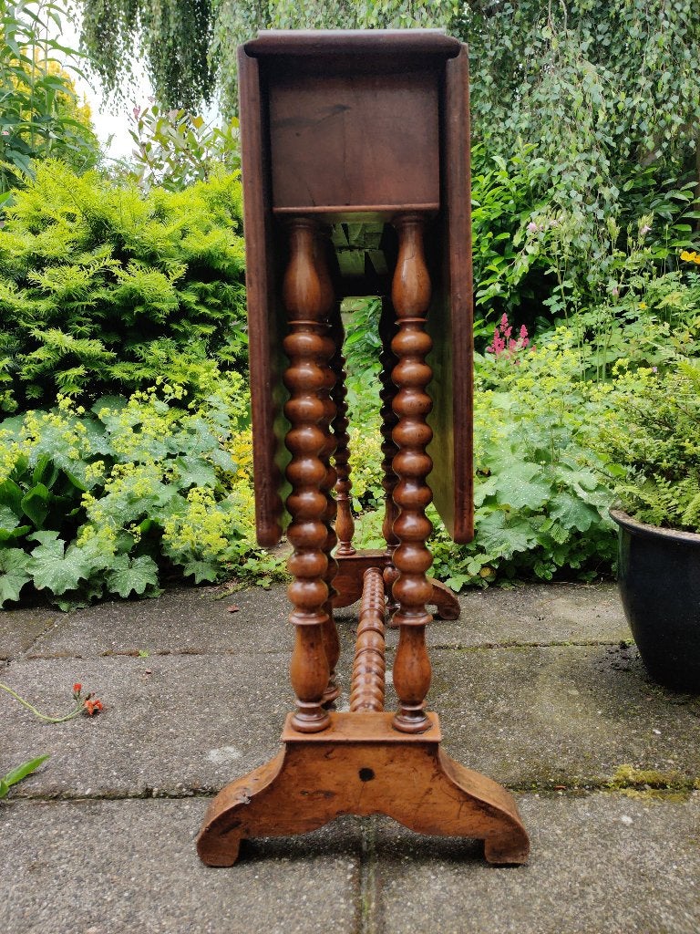 Antieke hangoor tafel, Ophalen