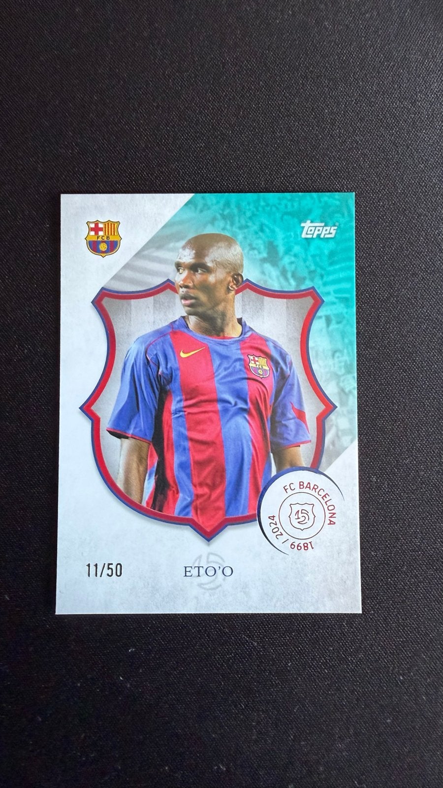 Samuel Eto'o /50 topps FC Barcelona anniversary, Ophalen of Verzenden, Zo goed als nieuw, Buitenlandse clubs, Spelerskaart