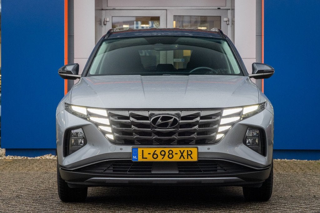 Hyundai TUCSON 1.6 T-GDI HEV Comfort Smart 230PK| Trekhaak |, 12 maanden, Gebruikt, 4 cilinders, 1650 kg