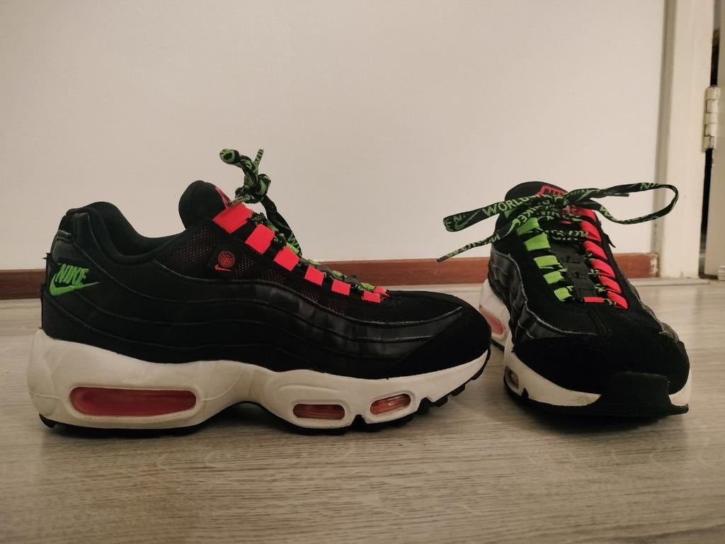 Nike Air Max 95 Worldwide (W) - Maat 38, Kleding | Dames, Schoenen, Zwart, Nike, Ophalen of Verzenden, Sneakers of Gympen