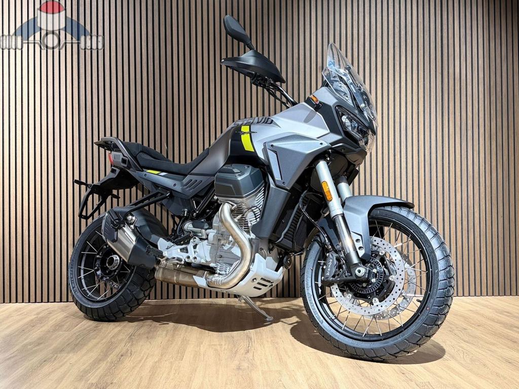 Moto Guzzi Stelvio V100 Nero Vulcano Voorraad actie!, Motoren, Motoren | Moto Guzzi, 2 cilinders, Motorrijbewijs A, Bedrijf, Meer dan 35 kW