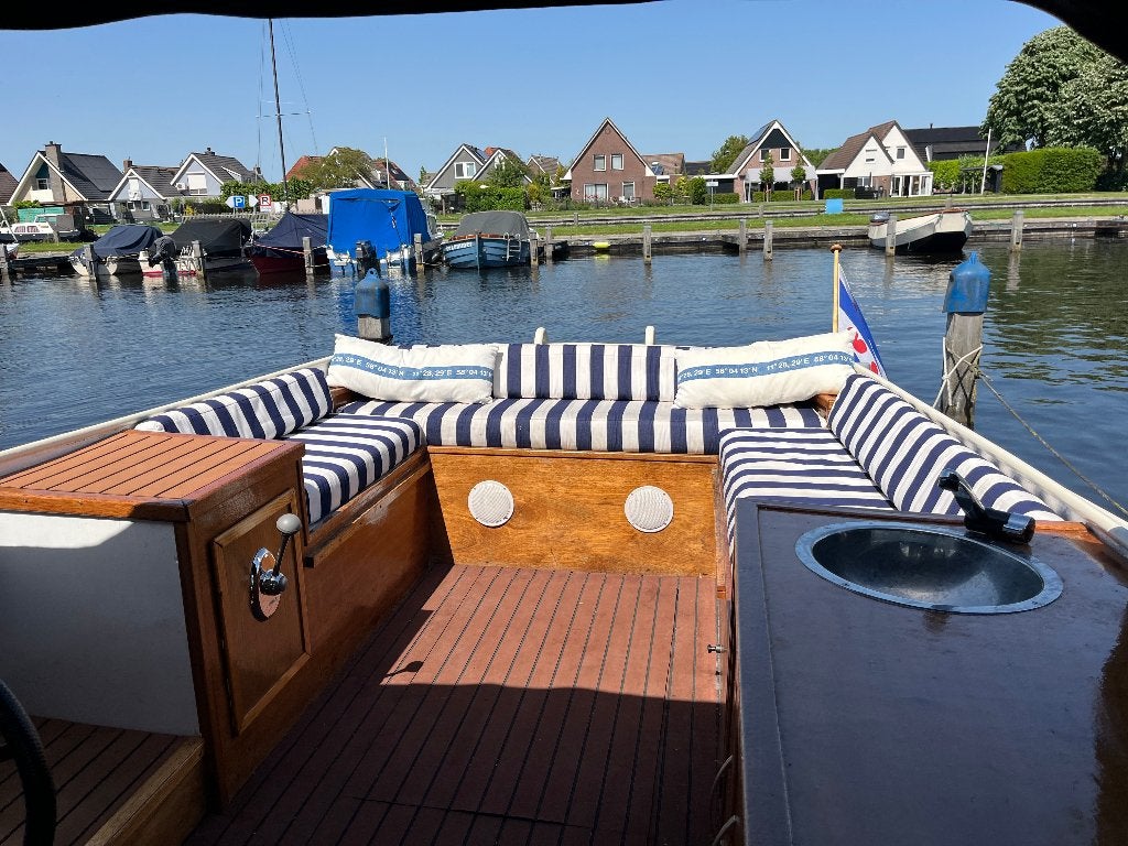 Stalen sloep met Volvo Penta diesel, Watersport en Boten, Gebruikt, Staal, Binnenboordmotor, Diesel