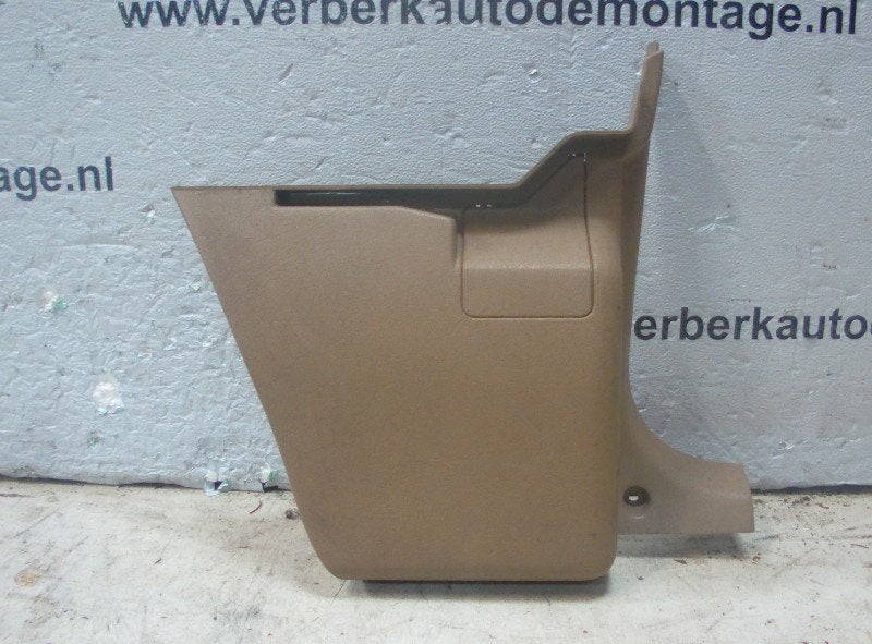 A Stijl Bekleding Rechts Onder Volvo 960 I Estate 9145593, Gebruikt, Siegburger Straße 229, Köln 50679, , Duitsland, Info@volvocars.com