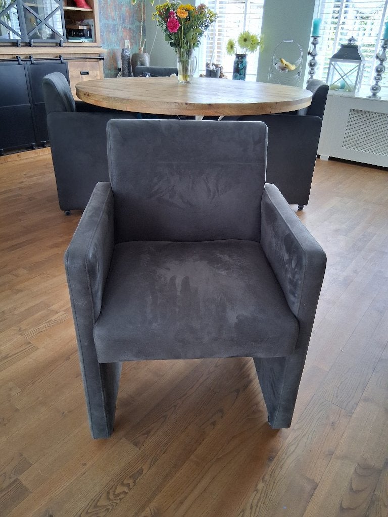 4 eetkamerstoelen grijs suede op wieltjes, Ophalen, Minder dan 75 cm, Stof, 50 tot 75 cm