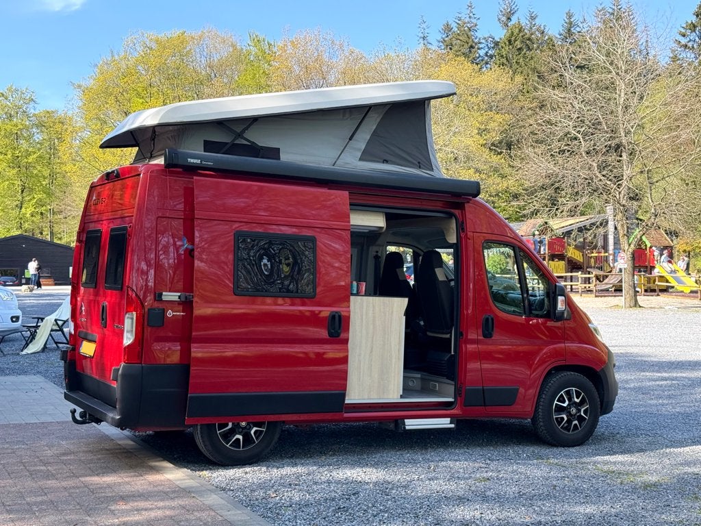 Clever Tour 540 5-2022 hefdak 4 vaste bedden full options, Buscamper of Camperbus, Ringverwarming, Pössl, Treinzit