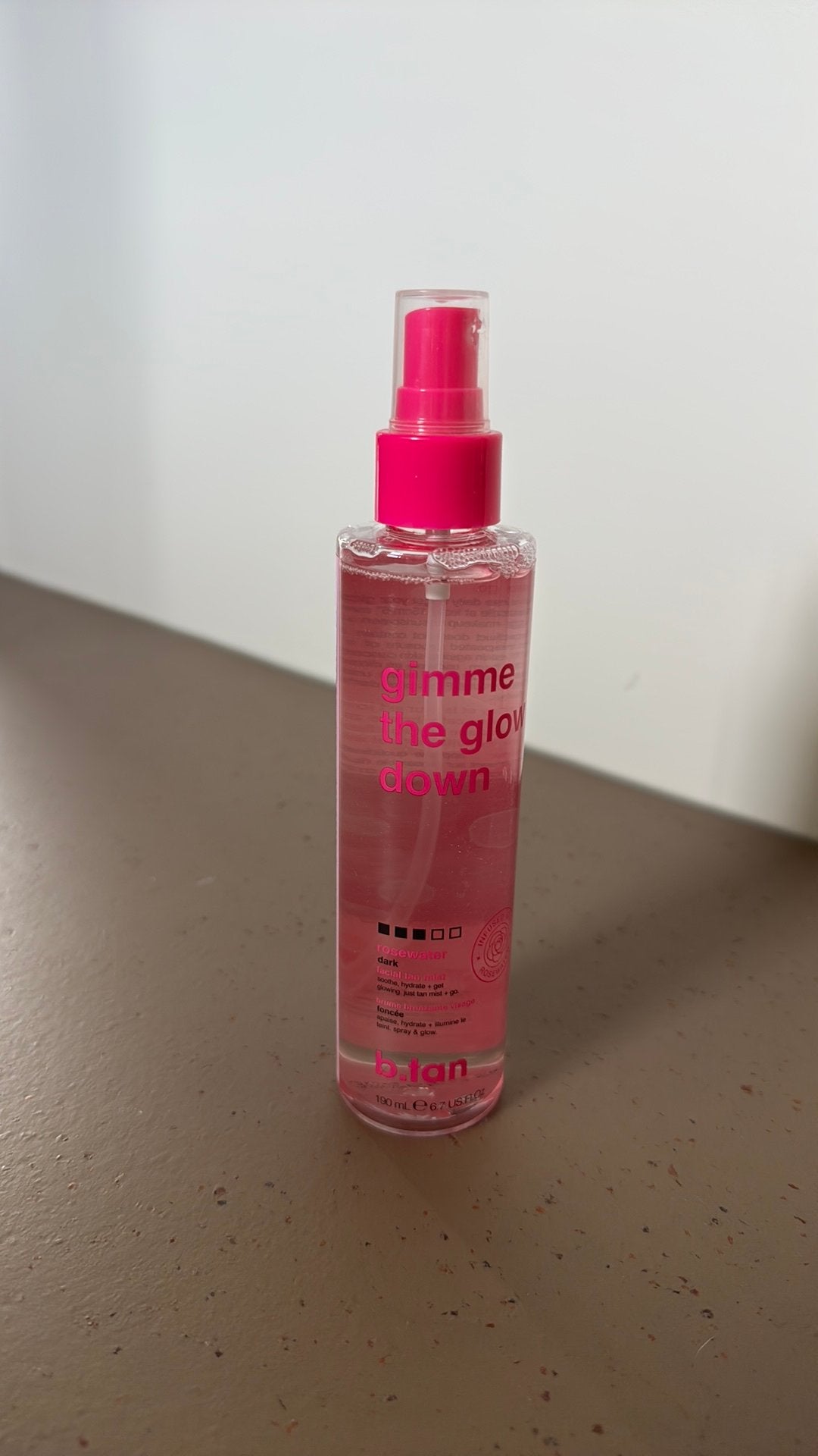 B.tan gimme the glow rosewater dark 190ml spray, Ophalen of Verzenden, Nieuw, Handen en Nagels