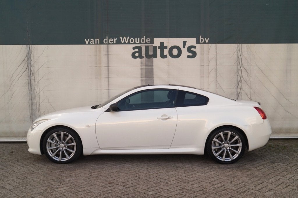 Infiniti G Coupé 37 S 320pk Automaat Premium -LEER-ECC-S.DA, Auto's, Automaat, Gebruikt, Wit, Bedrijf