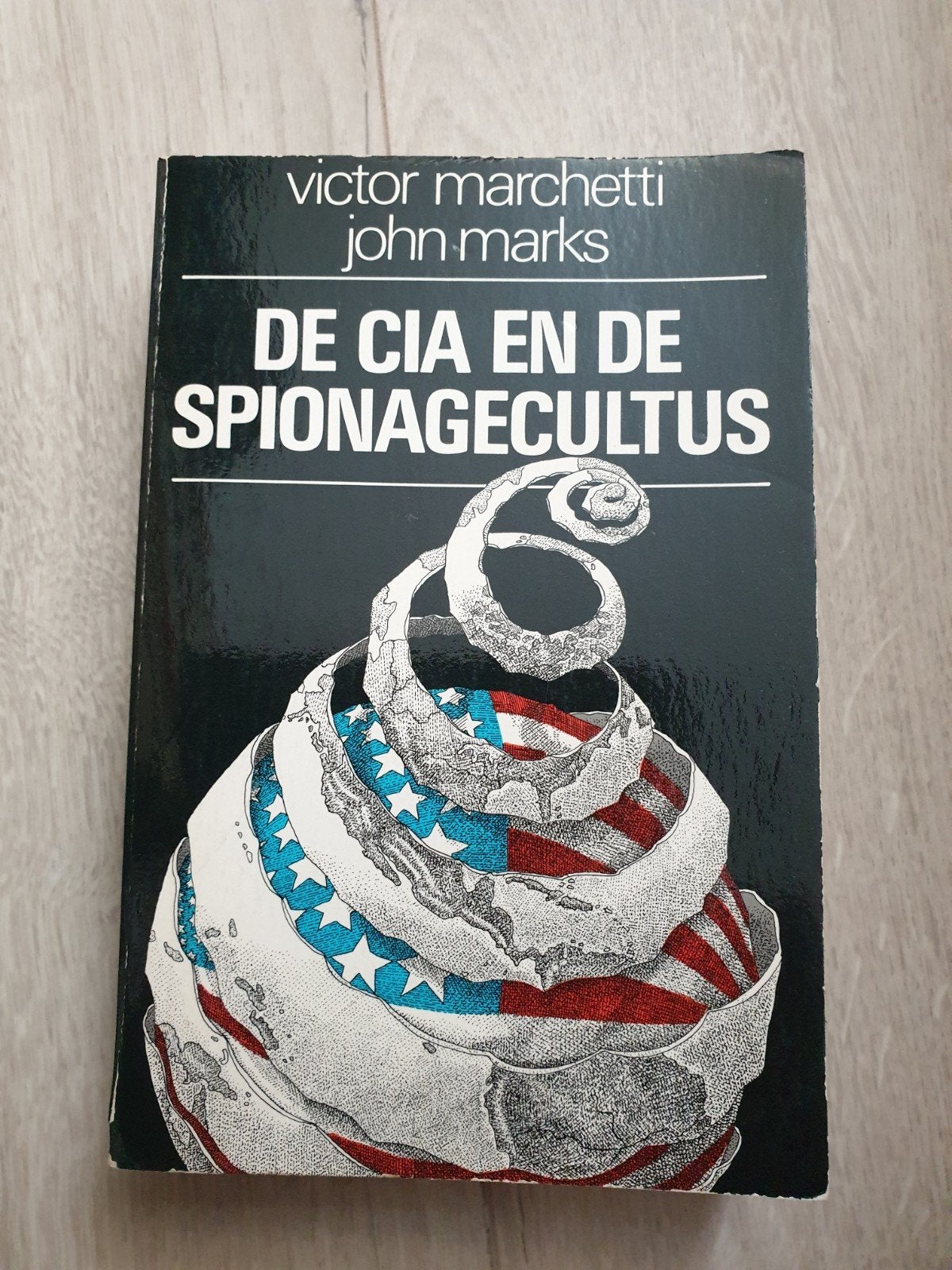 De CIA en de Spionagecultus - Victor Marchetti, John Marks, Ophalen of Verzenden, Gelezen, Victor Marchetti, John Marks