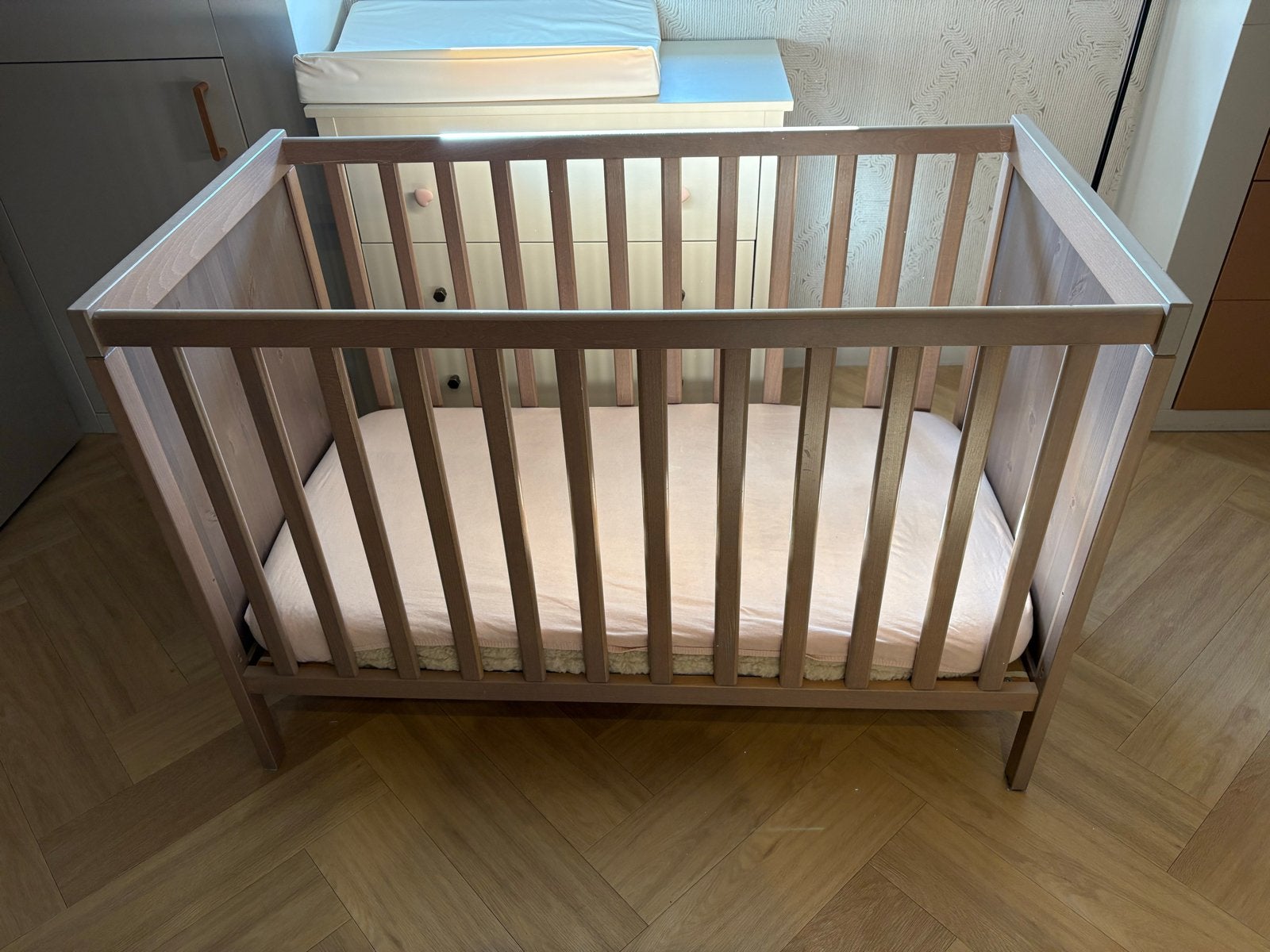 IKEA Ledikant 120x60cm met op maat gemaakt matrasje, Ophalen, Zo goed als nieuw, Ledikant