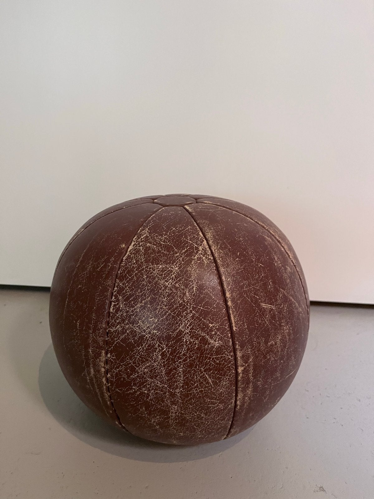 Vintage Leren Medicijnbal - 23 cm, Ophalen of Verzenden