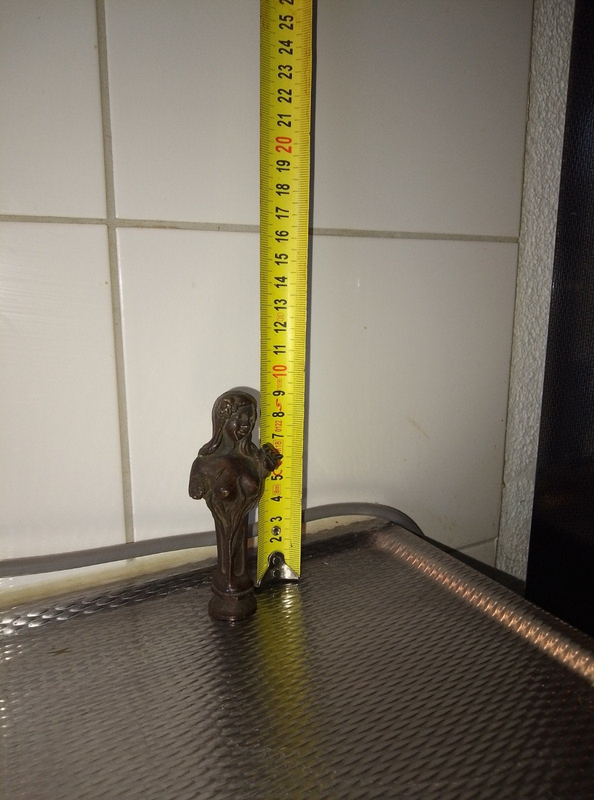 Bronzen buste van een vrouw, voor waszegels., Ophalen of Verzenden, Brons