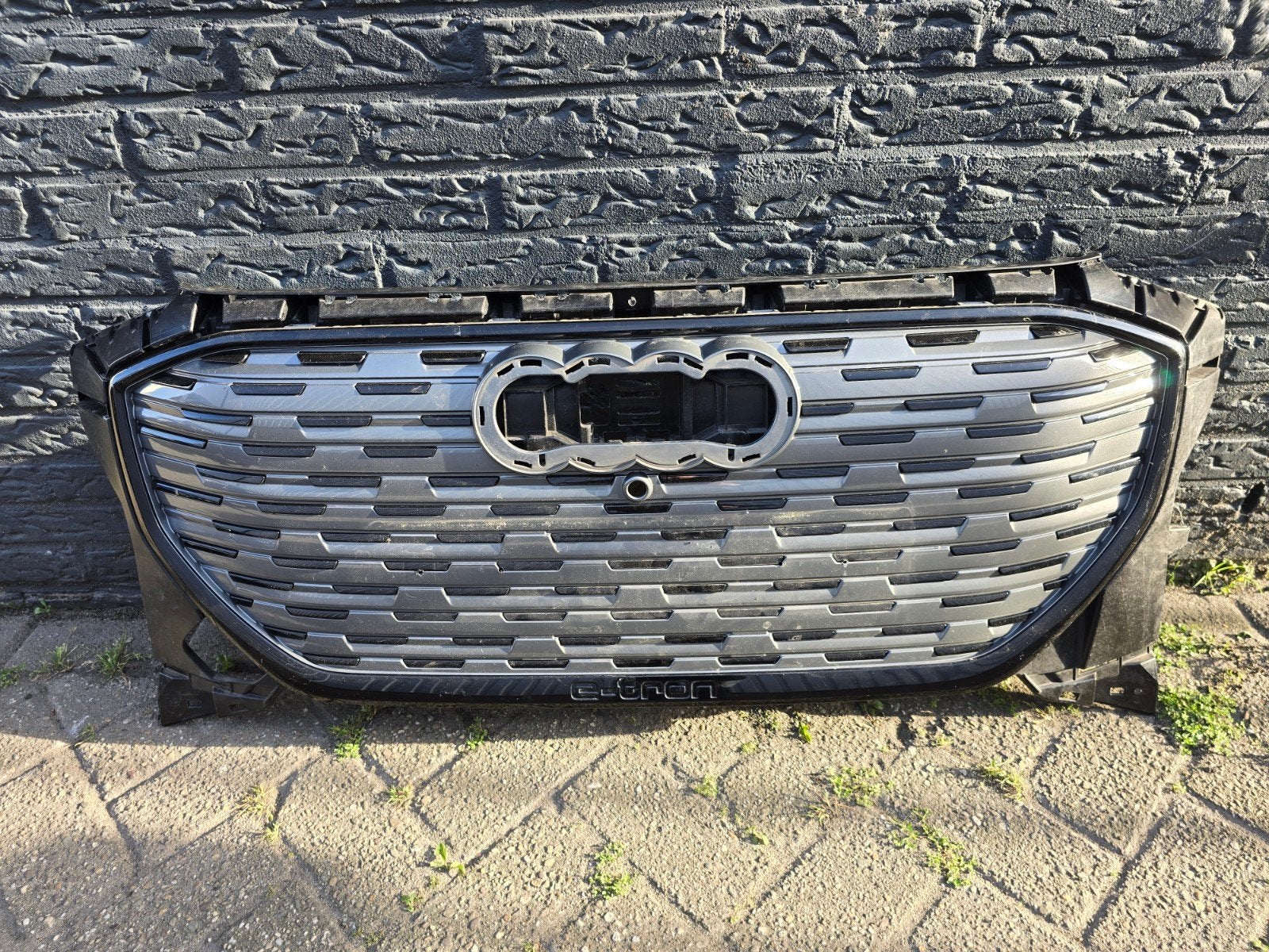 Grille Audi Q4 89A e-Tron S-line bj 2022-heden, Audi, Gebruikt, Voor, Bumper
