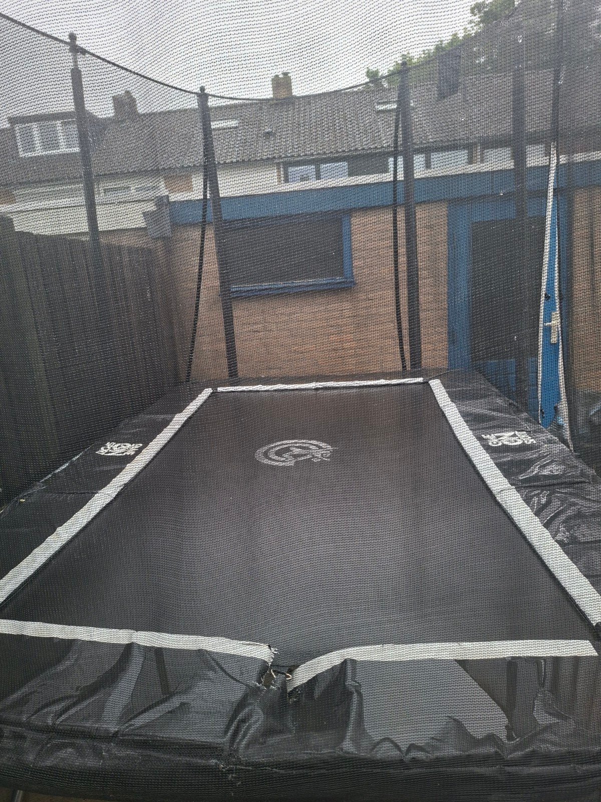 Trampoline 366 x 244 met net, 2 jaar oud, Ophalen