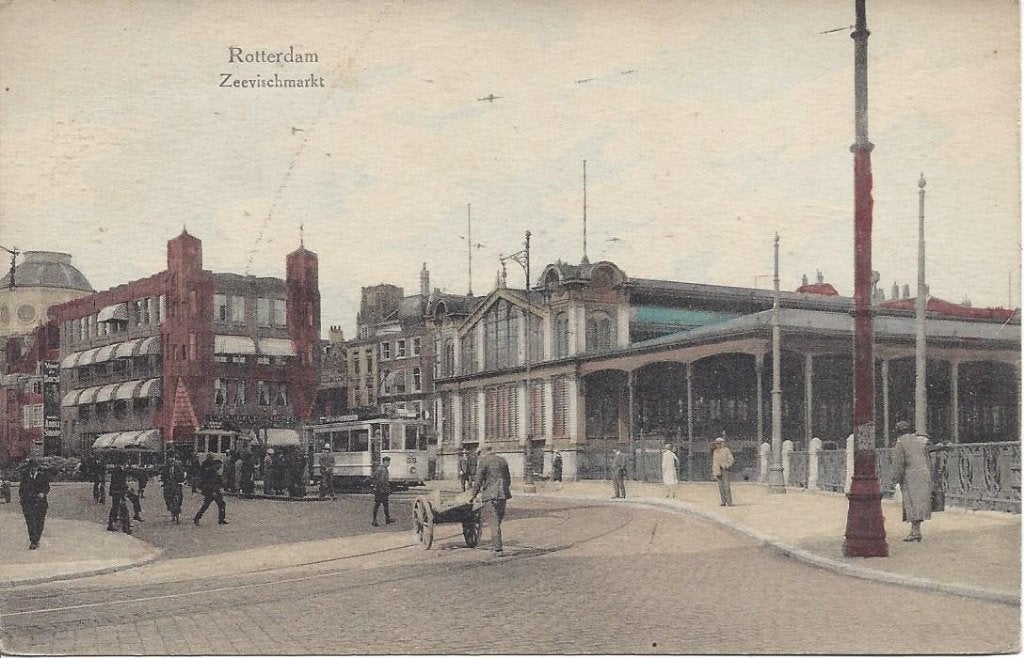 Rotterdam, Zeevischmarkt, veel Volk, Tram, ca. 1920, Ophalen of Verzenden, Voor 1920, Ongelopen, Zuid-Holland