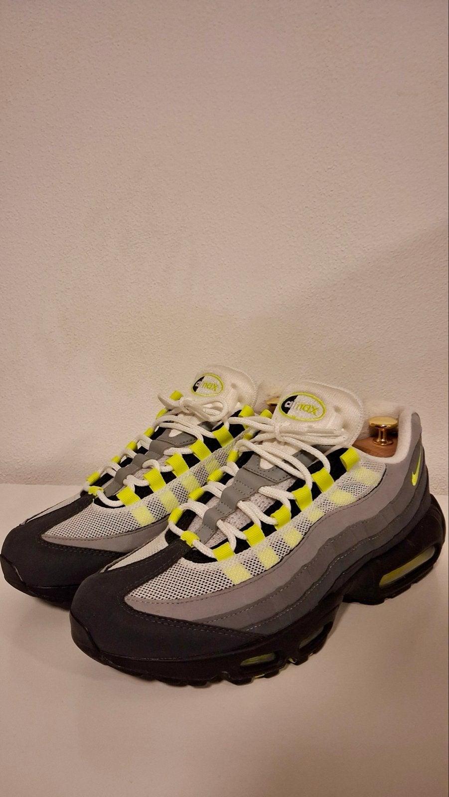 Nike Air Max 95 Neon (2020) - EU 44,5, Ophalen of Verzenden, Zo goed als nieuw, Overige kleuren, Sneakers of Gympen