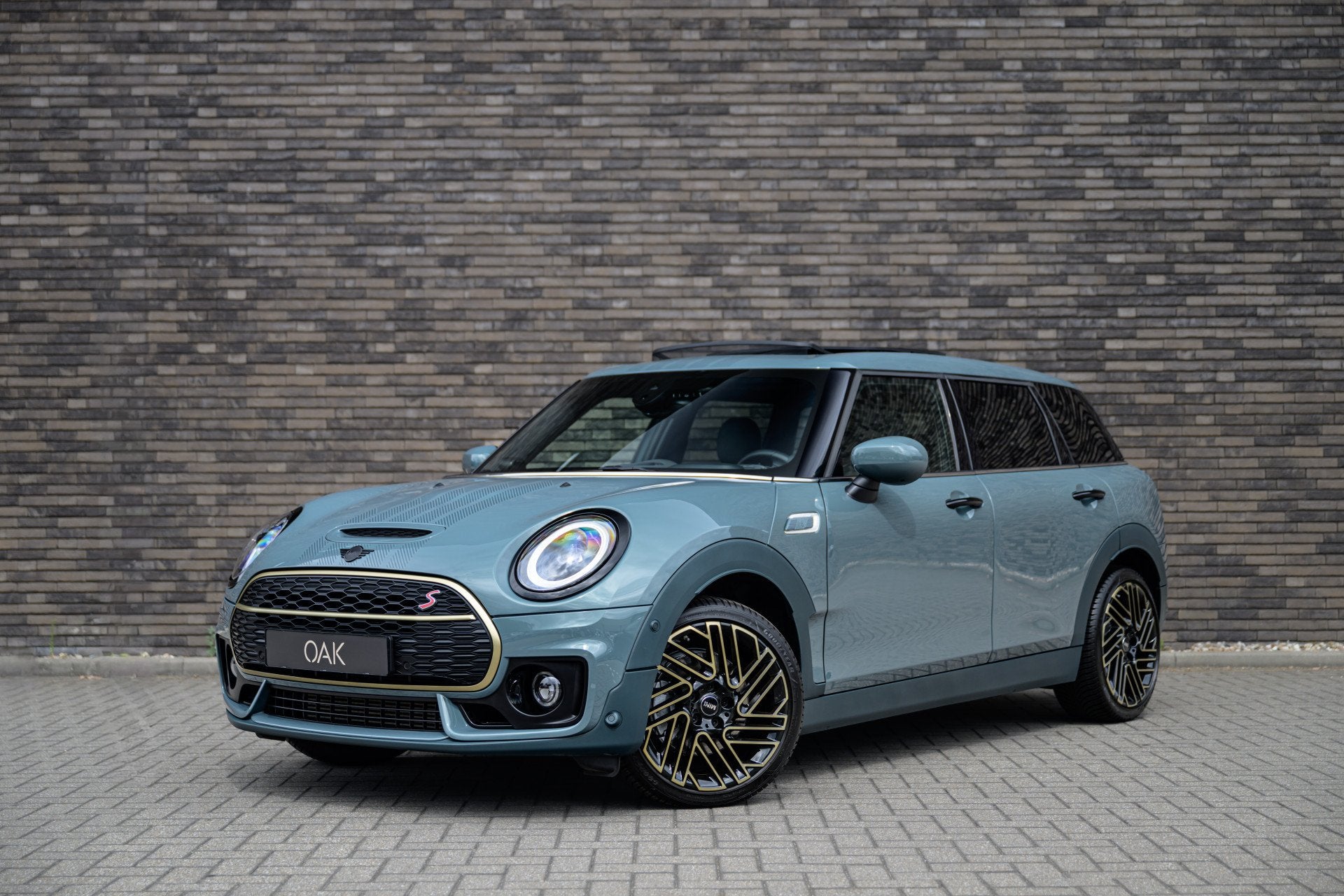 MINI Clubman 2.0 Cooper S Untold Edition F1 Aut. | JCW-Trim, Auto's, Mini, Gebruikt, Clubman, 4 cilinders, Leder