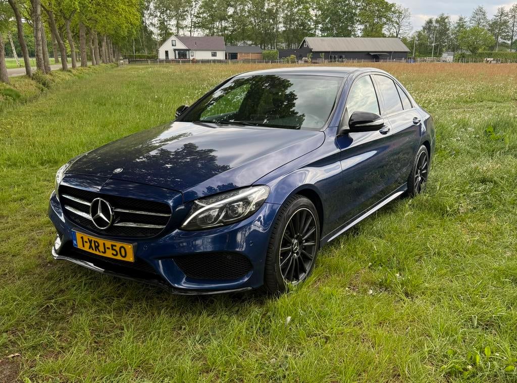 Mercedes benz c180 amg uitgevoerd, Auto's, Mercedes-Benz, Achterwielaandrijving, 4 cilinders, Blauw, Leder