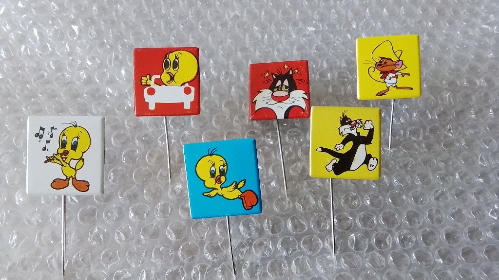6 verschillende leuke speldjes, Ophalen of Verzenden, Zo goed als nieuw, Overige onderwerpen