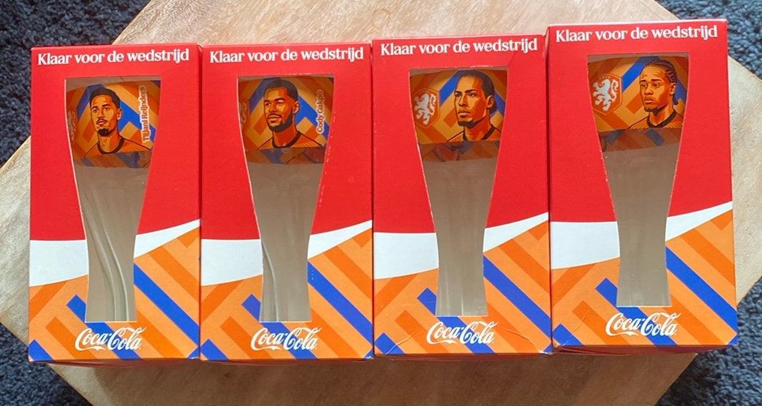Coca cola glazen Ned elftal, Ophalen, Zo goed als nieuw, Frisdrankglas