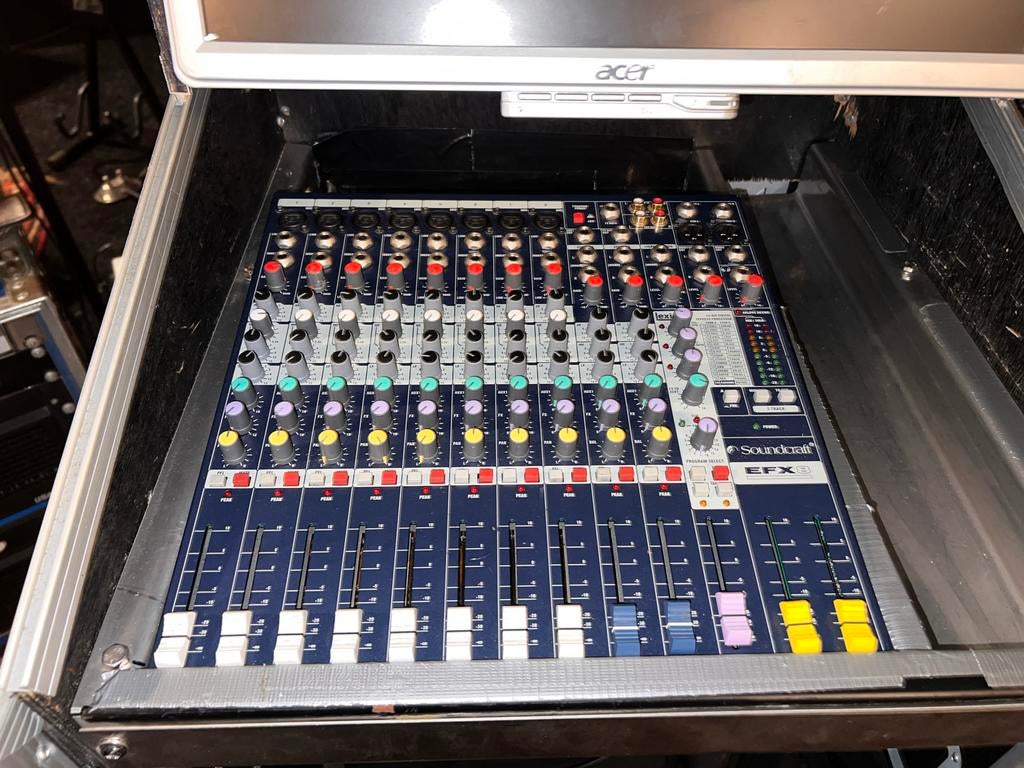 Soundcraft EFX8 Mengpaneel, eventueel te ruilen q1212 of q99, Muziek en Instrumenten, Mengpanelen, Ophalen of Verzenden, Zo goed als nieuw