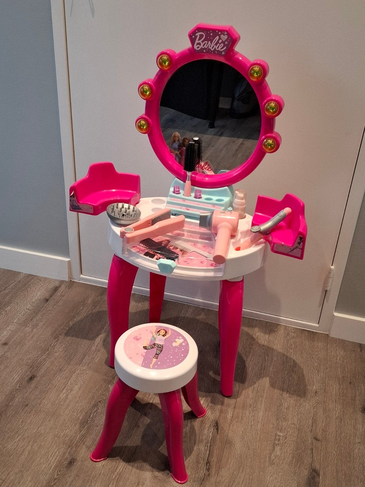 te koop, Barbie kaptafel, Ophalen, Zo goed als nieuw