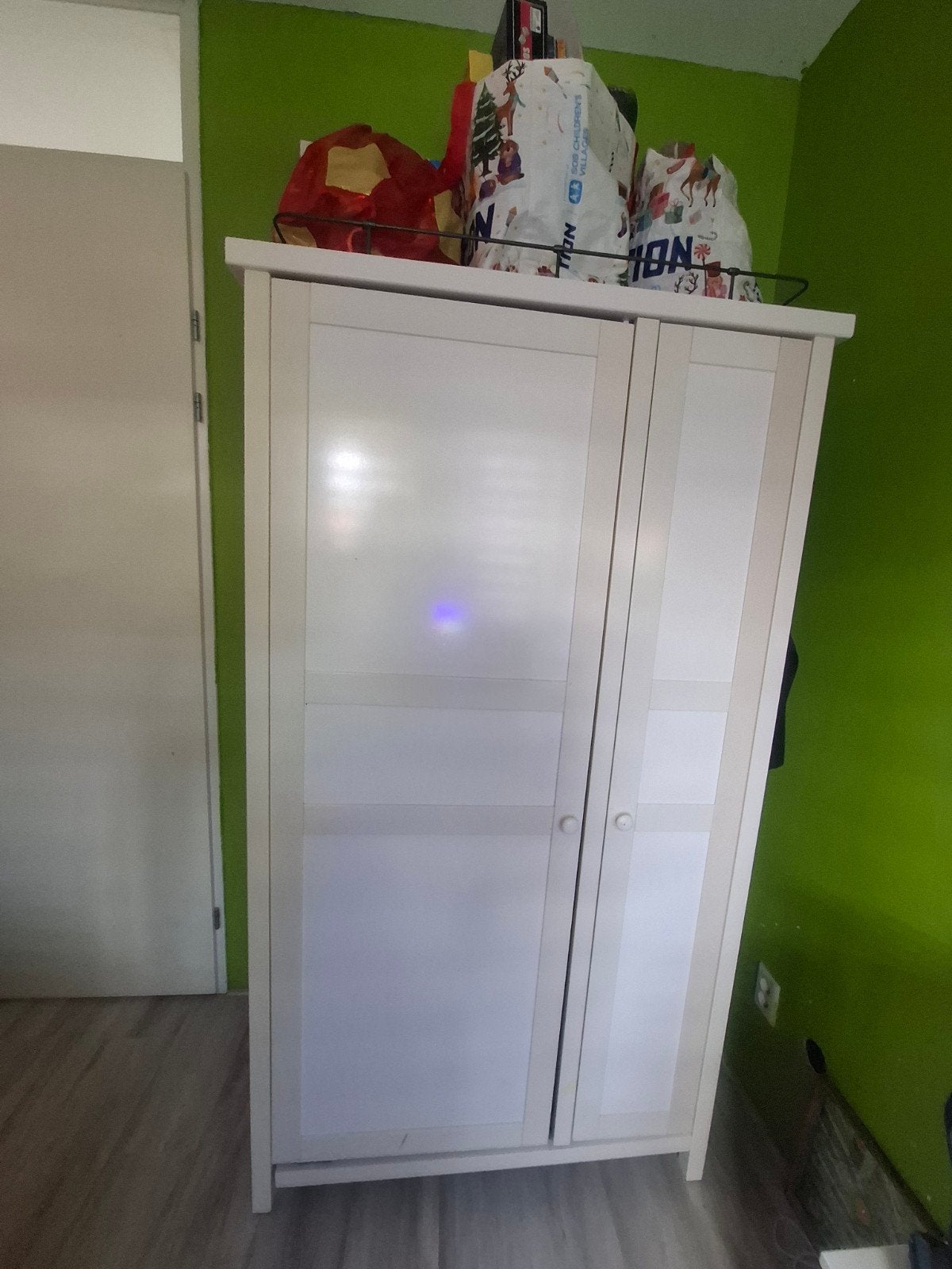 IKEA Kledingkast met hang- en legruimte, Huis en Inrichting, Ophalen, Met deur(en), Gebruikt, Modern, functioneel