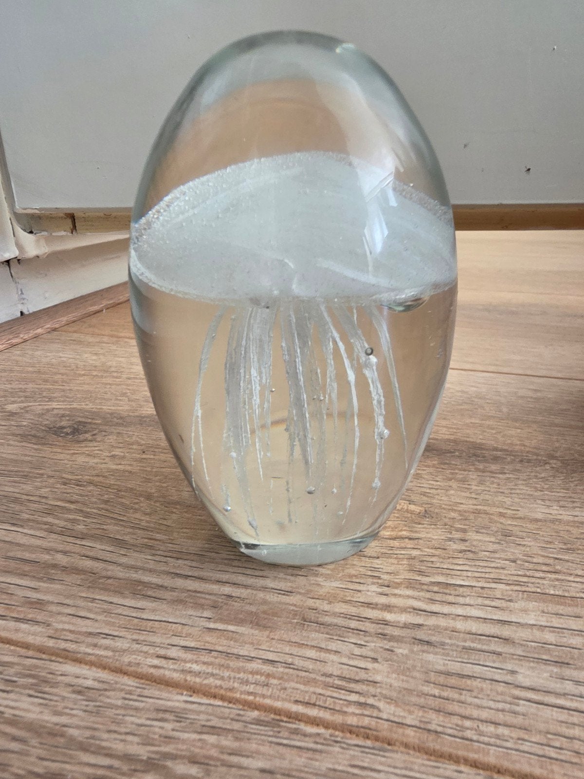 Glazen kwal decoratie, Ophalen, Zo goed als nieuw, Modern, Wit