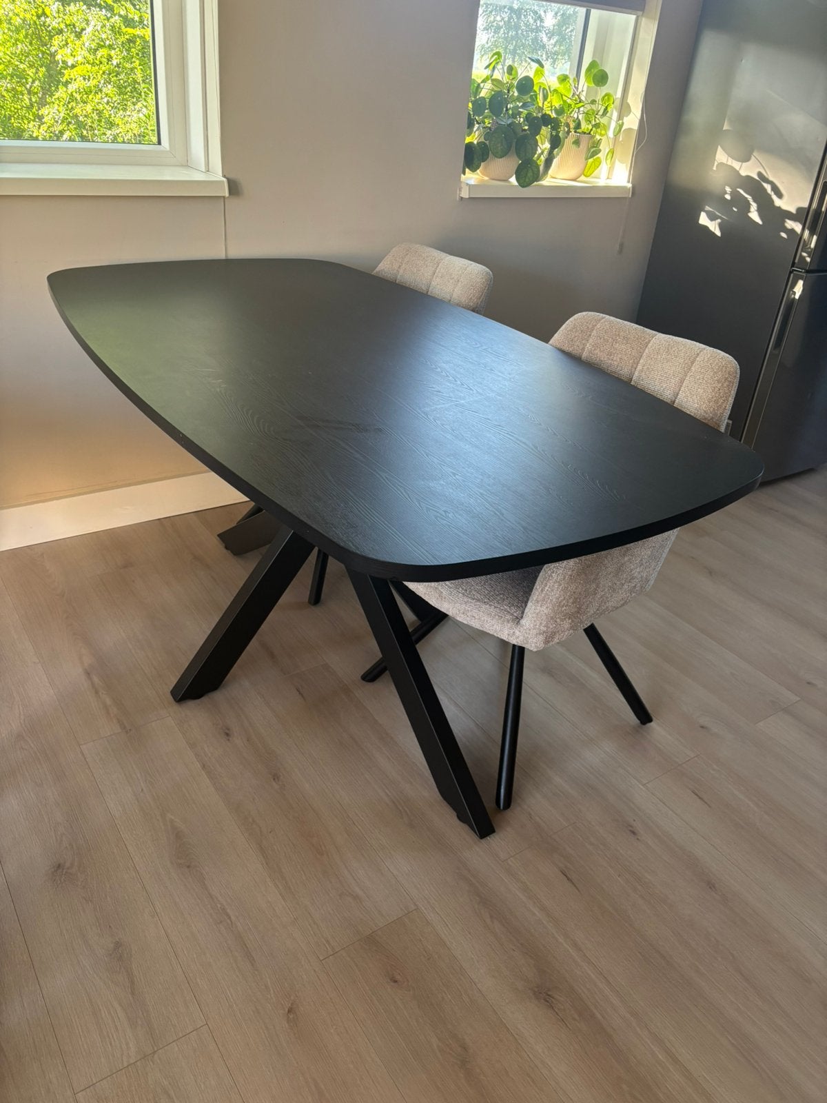 Nette eettafel 160x90, Ophalen, Zo goed als nieuw, Rond, 50 tot 100 cm