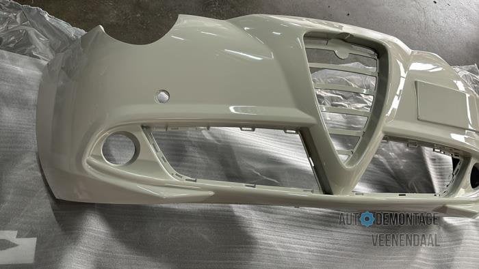 Voorbumper van een Alfa Romeo Mito (251), -, -, Nieuw, Ophalen of Verzenden