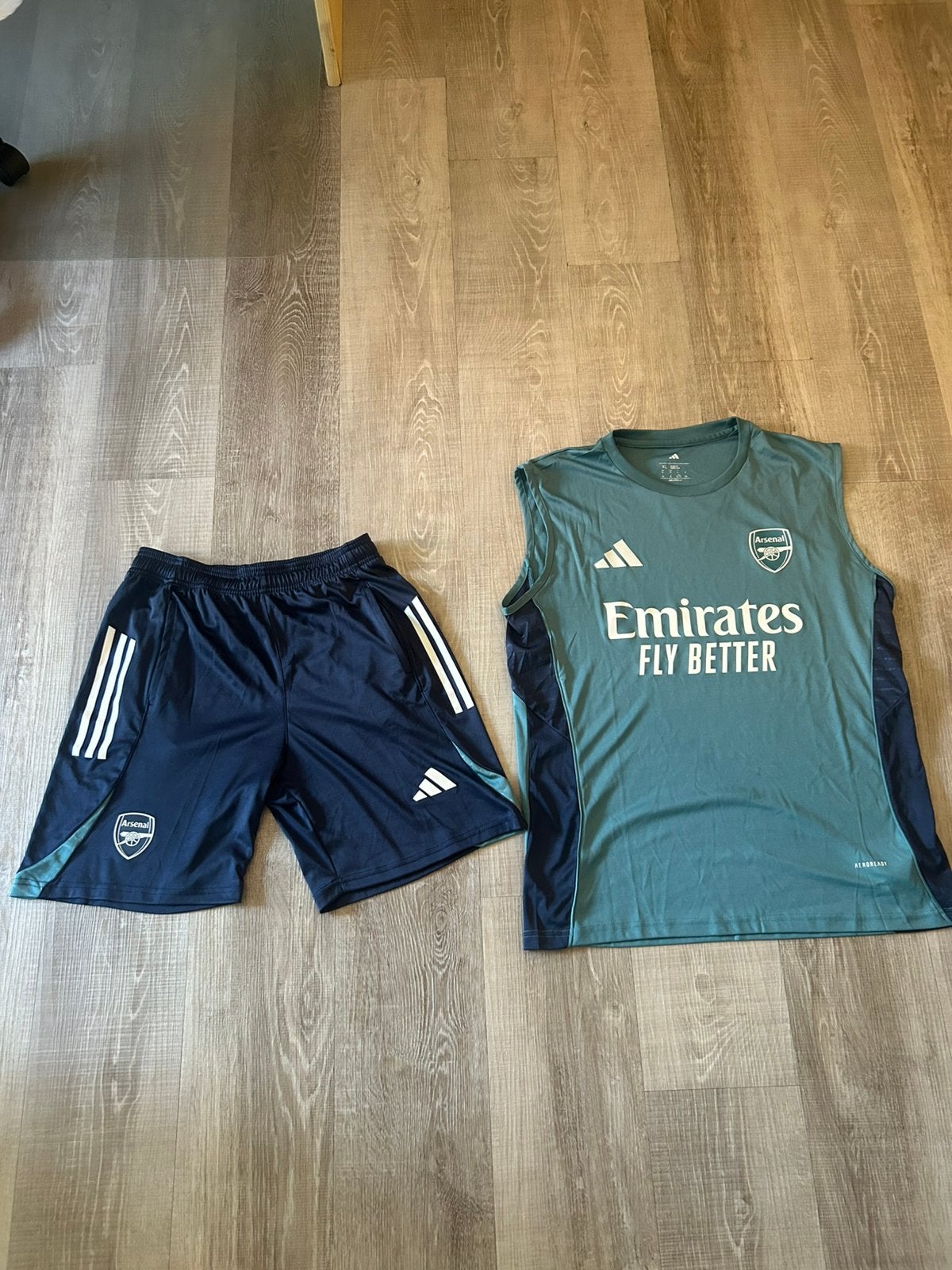 Arsenal Training Set, Kleding | Heren, Sportkleding, Overige maten, Ophalen of Verzenden, Zo goed als nieuw, Voetbal