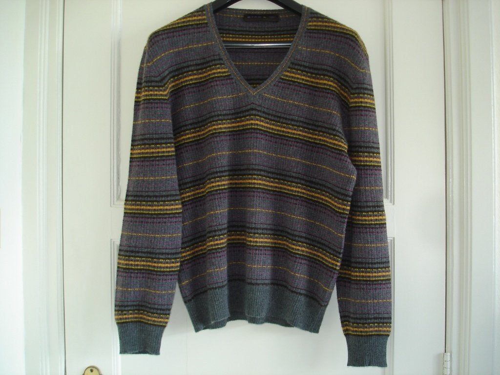Etro 100 % cashmere trui V-hals maat M-L  Italy, Ophalen of Verzenden, Nieuw, Maat 52/54 (L), Meerkleurig
